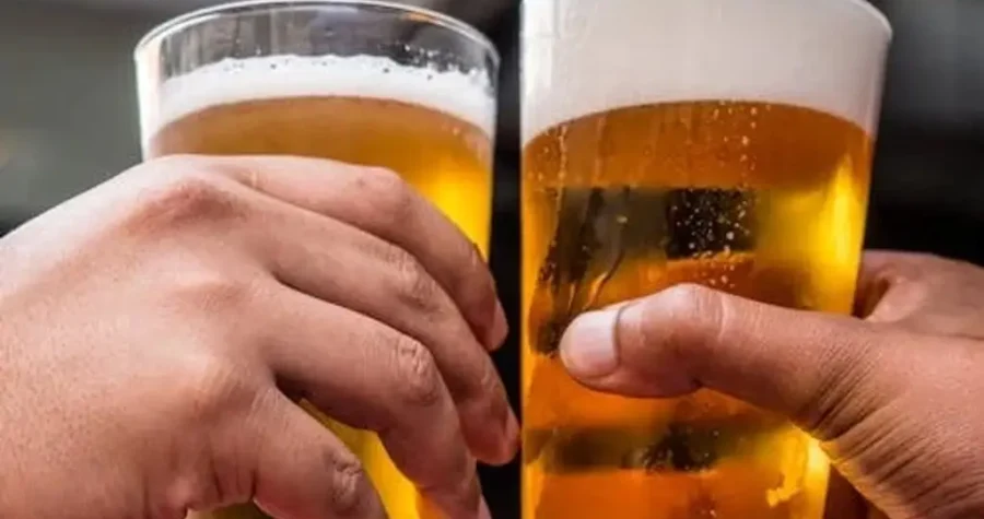 Consumo de cerveza aumenta 80% ante olas de calor en México