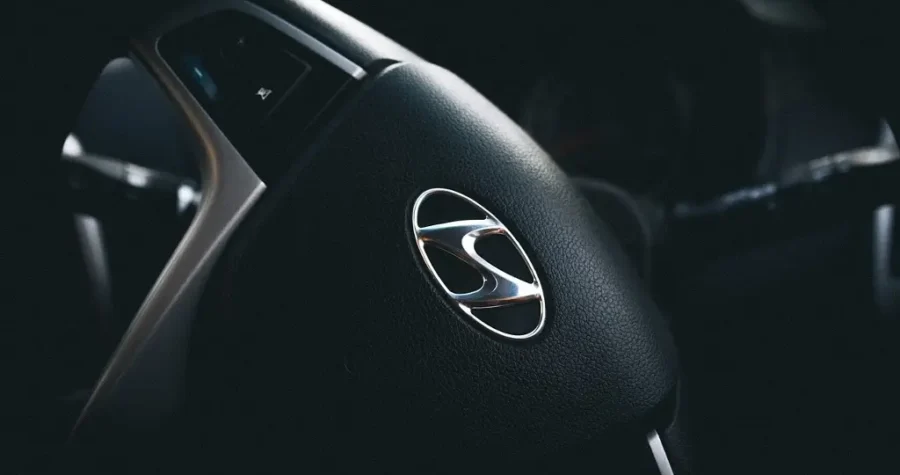 Hyundai y Kia retirarán del mercado casi 170 mil vehículos eléctricos por falla en 'software'