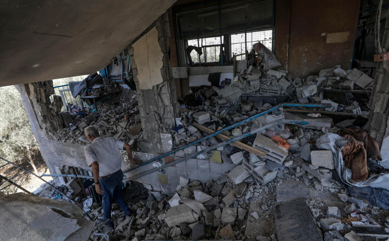 Mueren 40 personas en dos bombardeos israelíes en Gaza, uno en una escuela de la ONU